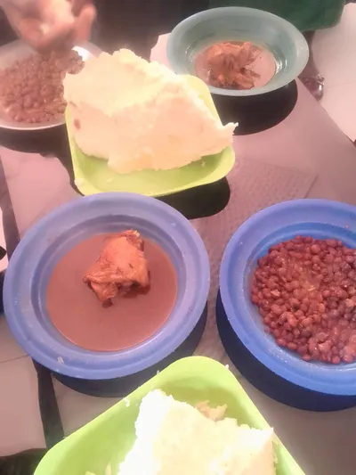 Meals shared by the community